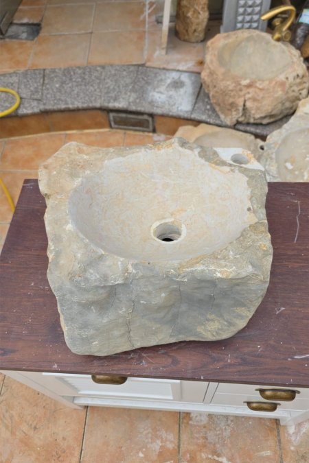 حوض حجر طبيعي (صخري مربّع) – 45×39 سم